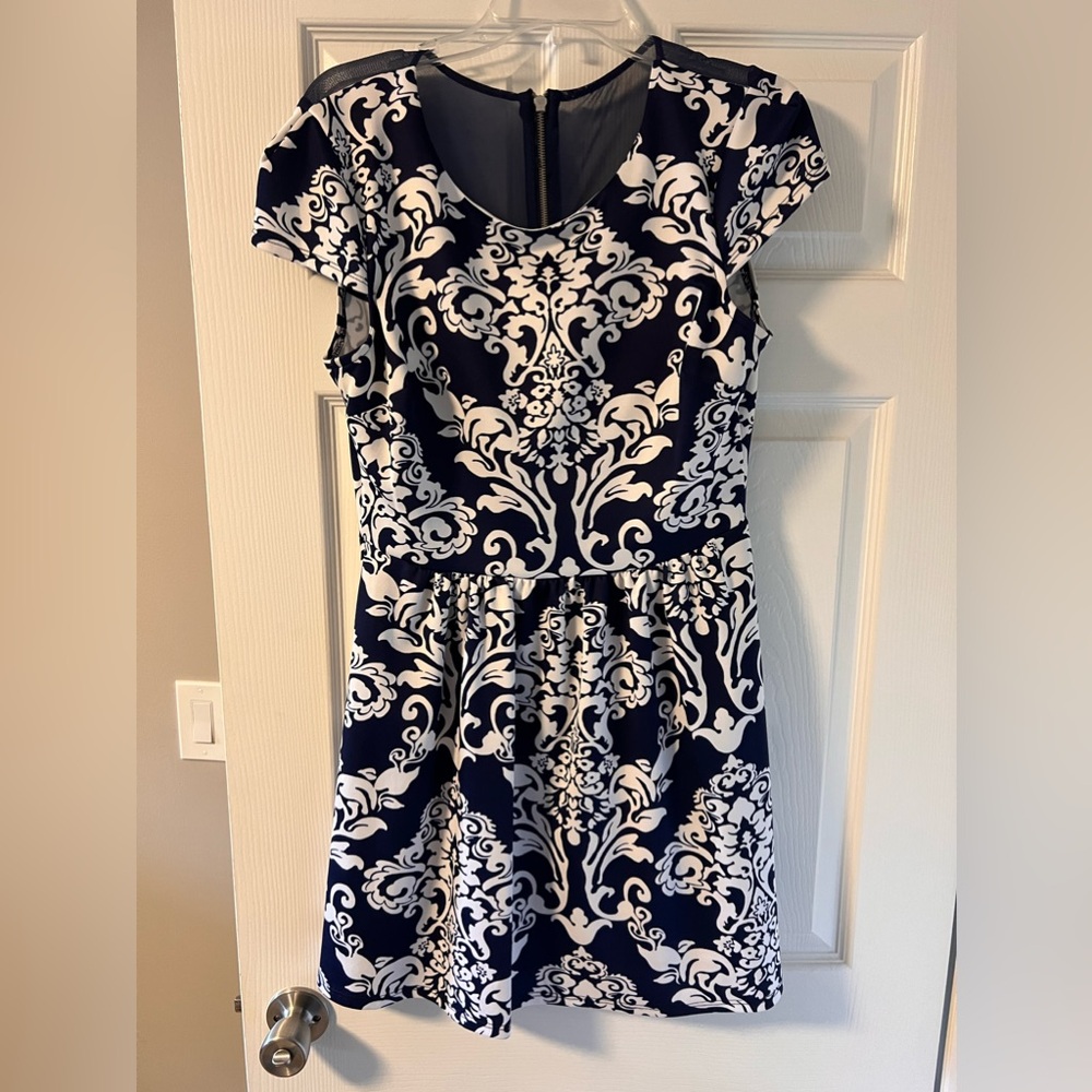 Women’s midi dress